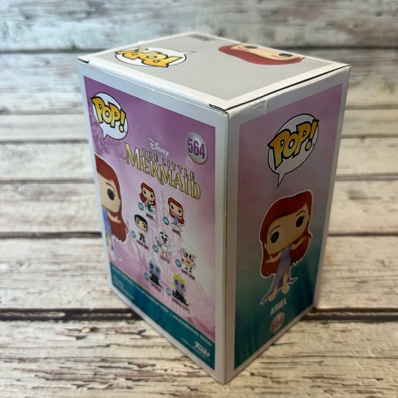 Funko The Little Mermaid Ariel 564 - Picture 3 of 3